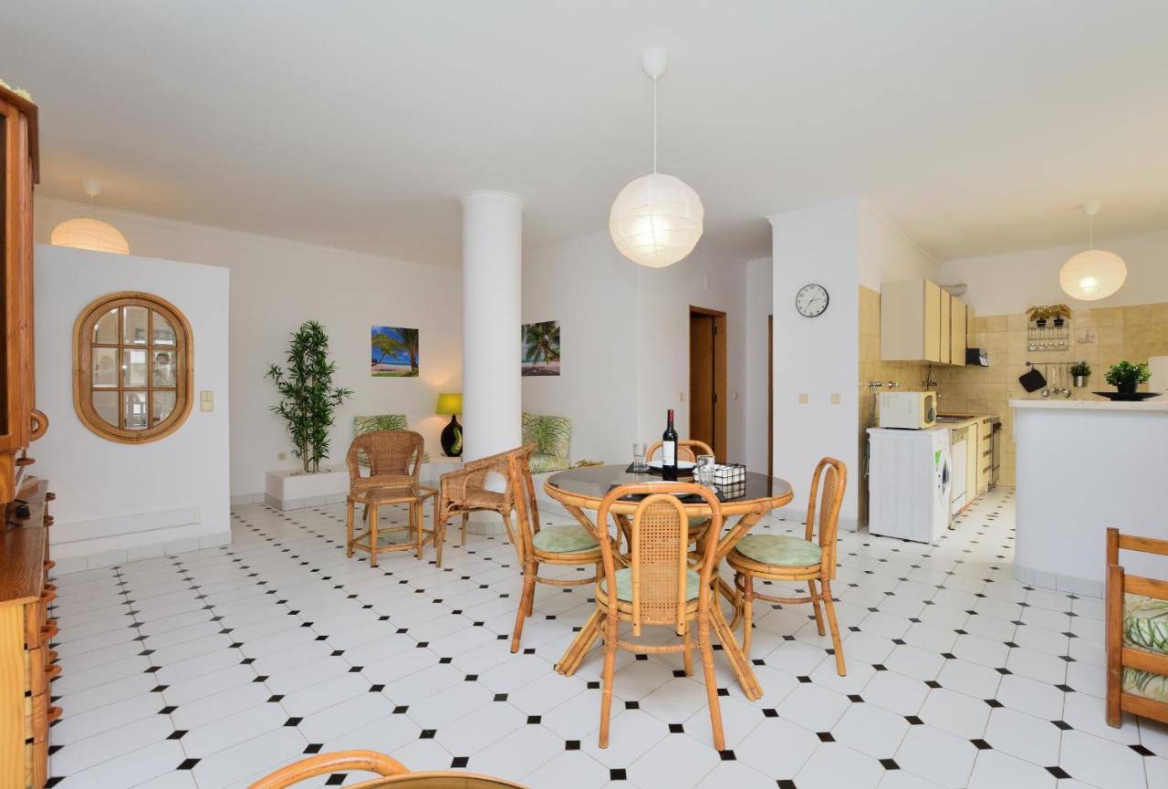 Palmeiras Beach Apartment Costa de Caparica Eksteriør bilde